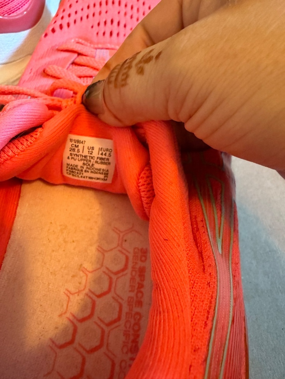 ASICS dynamic duo Maxs running shoe - Picture 6 of 6